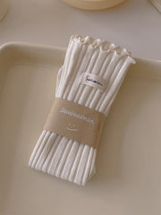 MILK WHITE