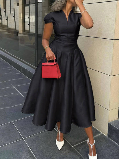 Short Sleeves Solid Color V-Neck Midi Dresses