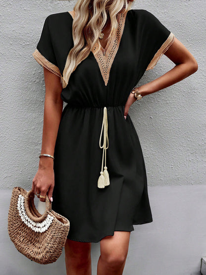 A-Line Elasticated Waist Contrast Color Drawstring Hollow Split-Joint Tasseled Tied V-Neck Mini Dresses