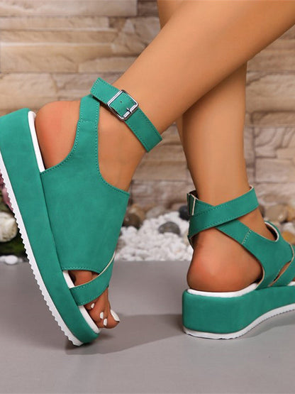 Buckle Round-Toe Sandals