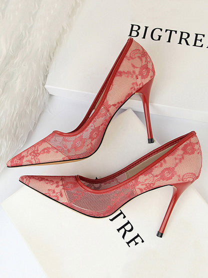 Flower Print Hollow Pointed-Toe Split-Joint Pumps