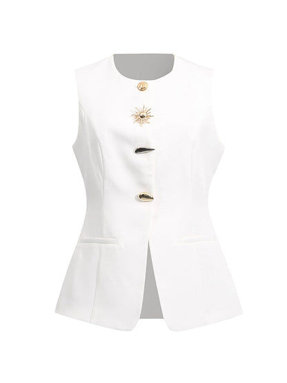 Sleeveless Buttoned Pockets Round-Neck Tank Top