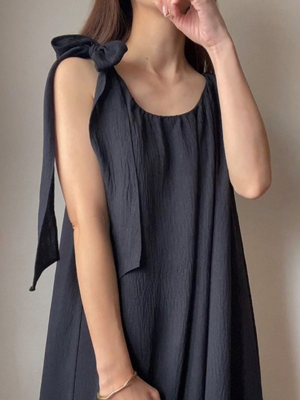 High Waisted Loose Pleated Solid Color Tied Round-Neck Maxi Dresses