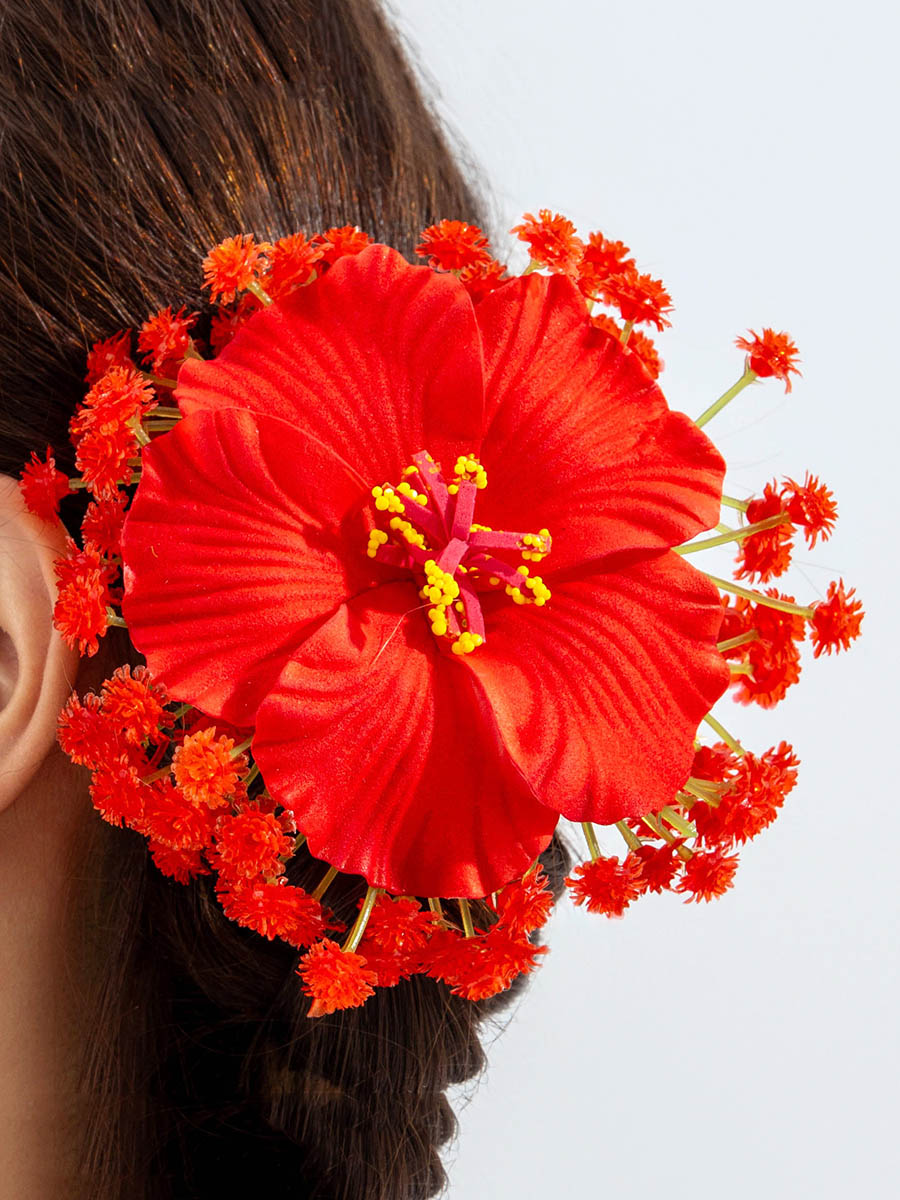 Three-Dimensional Flower Hair Clips