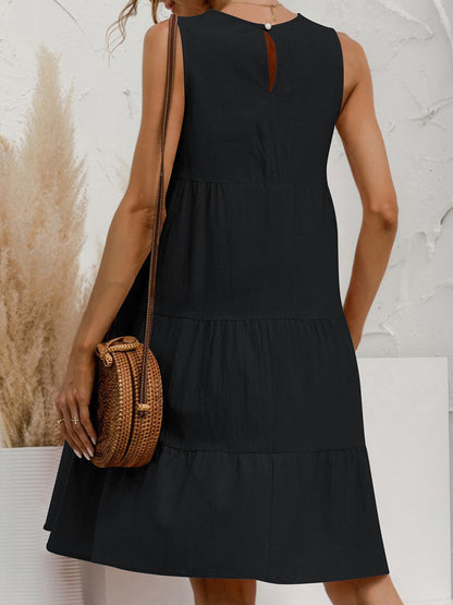 A-Line Loose Pleated Solid Color Tiered Round-Neck Mini Dresses