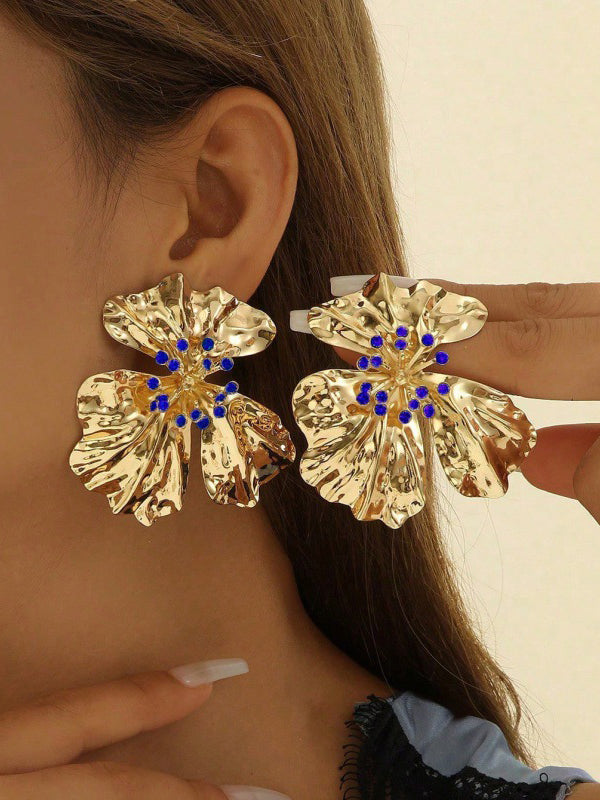Flower Shape Drop Earrings