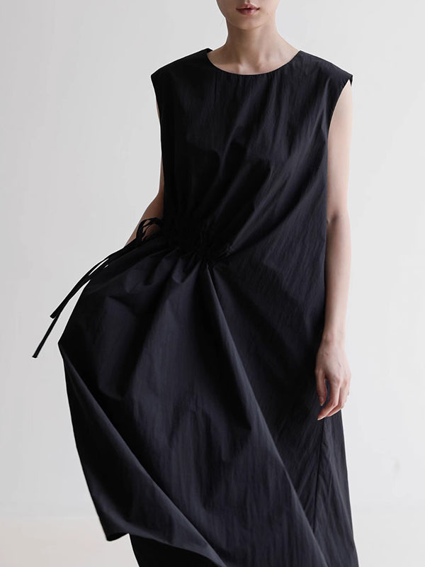 Loose Sleeveless Asymmetric Drawstring Pleated Solid Color Tied Round-Neck Midi Dresses