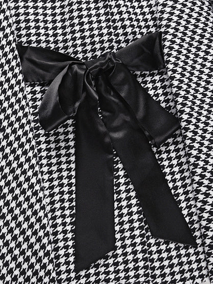 Batwing Sleeves Long Sleeves Houndstooth Tied Waist Stand Collar Cape Outerwear
