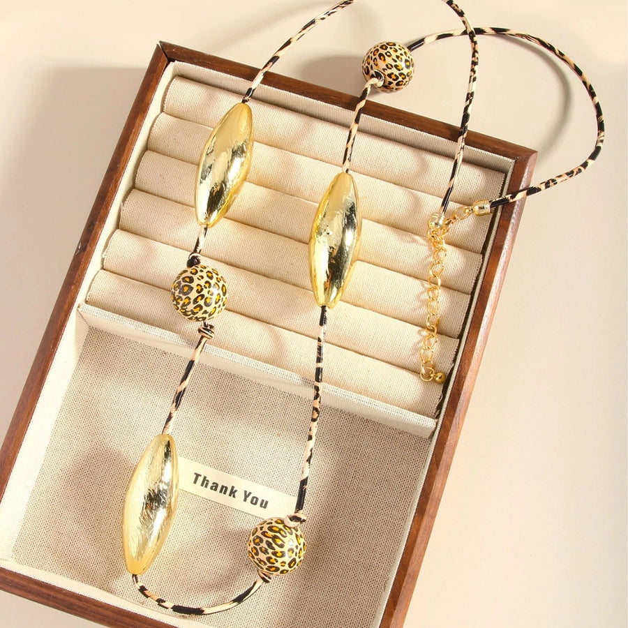 Retro Leopard Wood Metal  Pendant Necklaces