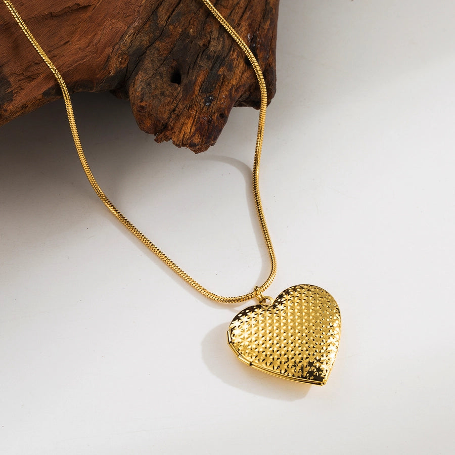 Jewelry Casual Commute Heart Shape Solid Color 304 Stainless Steel 18K Gold Plated Plating Pendant Necklace