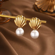 Shells and Pearls