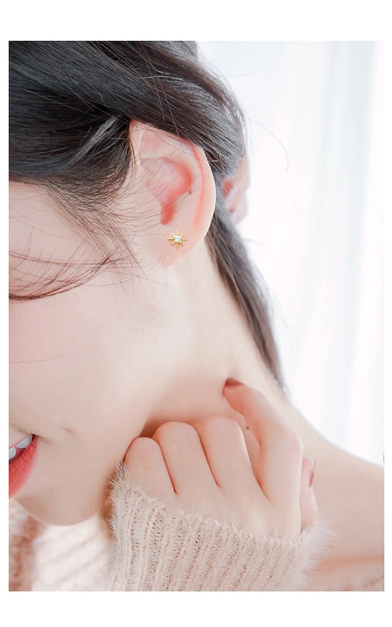 Ganjia  new s925 sterling silver Korean version of super flash exquisite eight mans star earrings star female super fairy jewelry