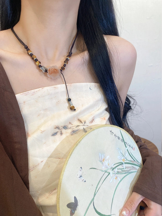 Retro Sweet Flower Synthetic Resin Fabric ceramics  Pendant Necklaces