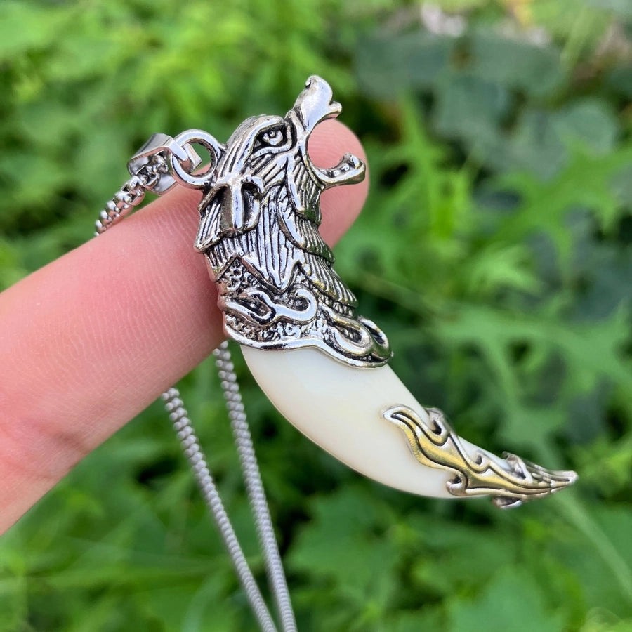 Jewelry Punk Streetwear Wolf Tooth 304 Stainless Steel Silica Gel Oval Pendant Necklace