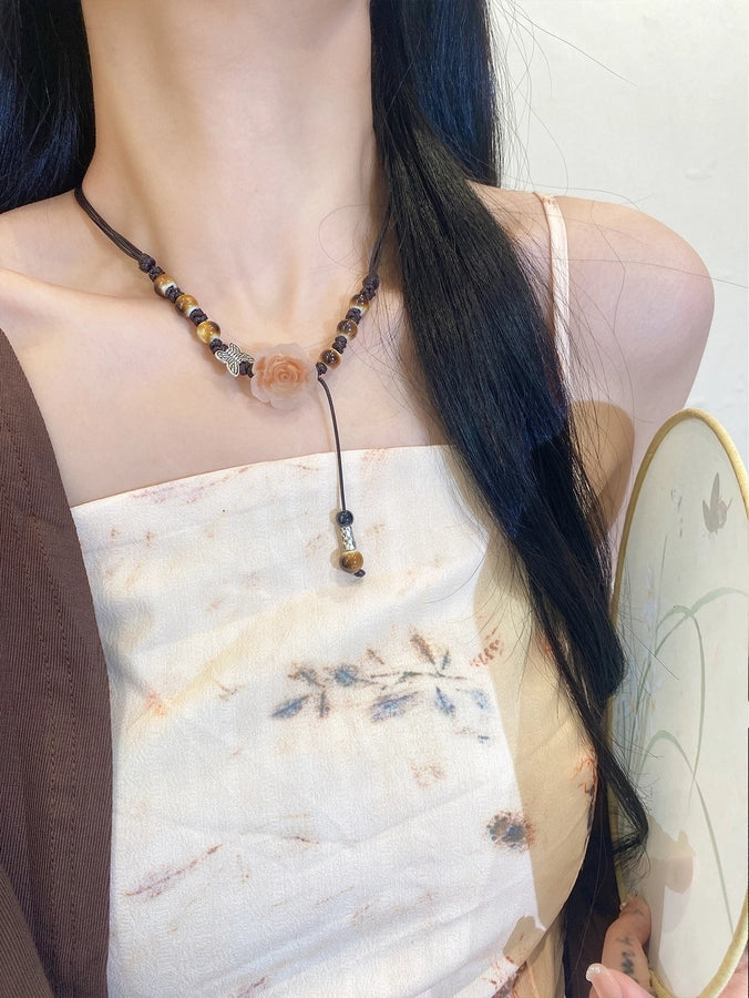 Retro Sweet Flower Synthetic Resin Fabric ceramics  Pendant Necklaces