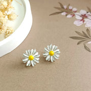 Yellow-stemmed Small Daisy