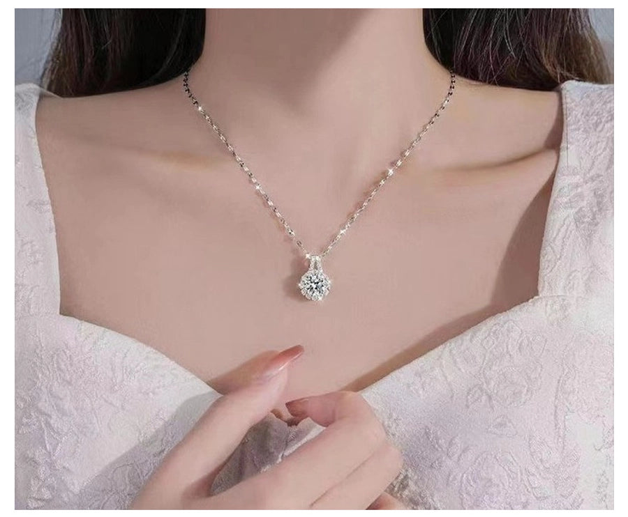 S925 Sterling Silver Light Luxury Moissanite Necklace Female TikTok Sunflower Clavicle Chain Niche Design