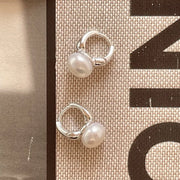 Pearl Ear Clip C1366