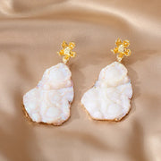 8. White Big Irregular (Flower Nail)
