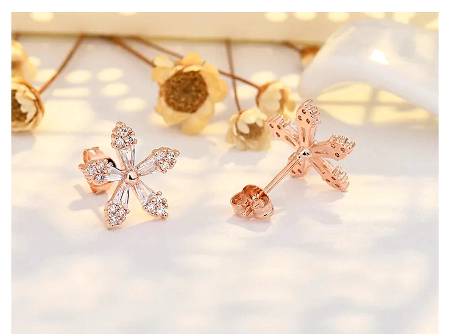 S925 Sterling Silver Needle Floret Zircon Earrings for Women Simple Small Cute Fresh Style Mori Style Sweet Elegant Earrings