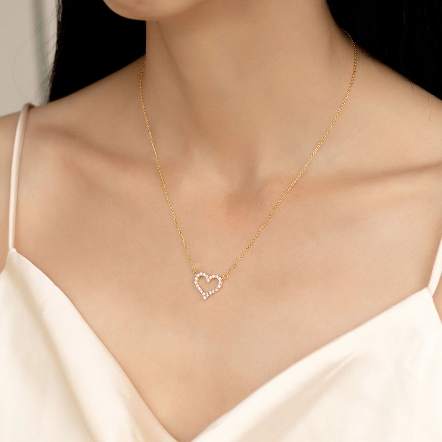 S925 sterling silver full diamond heart-shaped zircon pendant heart-shaped hollow clavicle chain Valentine's Day girlfriend Gift necklace jewelry