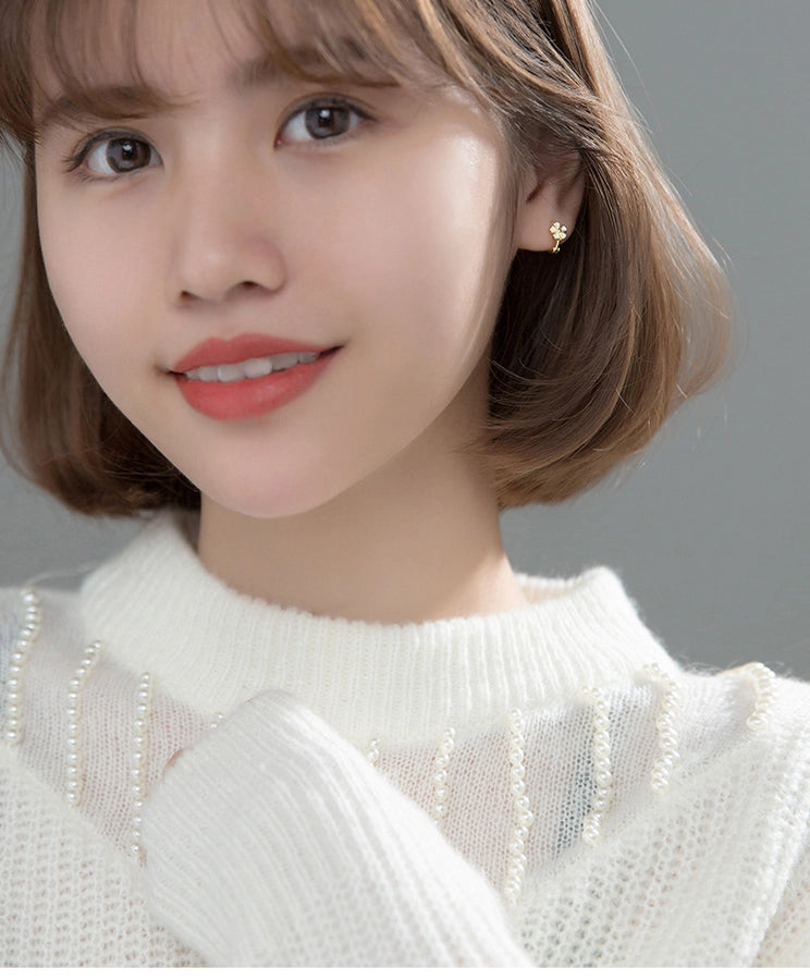 Drop Glue white flower ear buckle women's ear ring s925 sterling silver pin earrings temperament  ear jewelry High sense niche