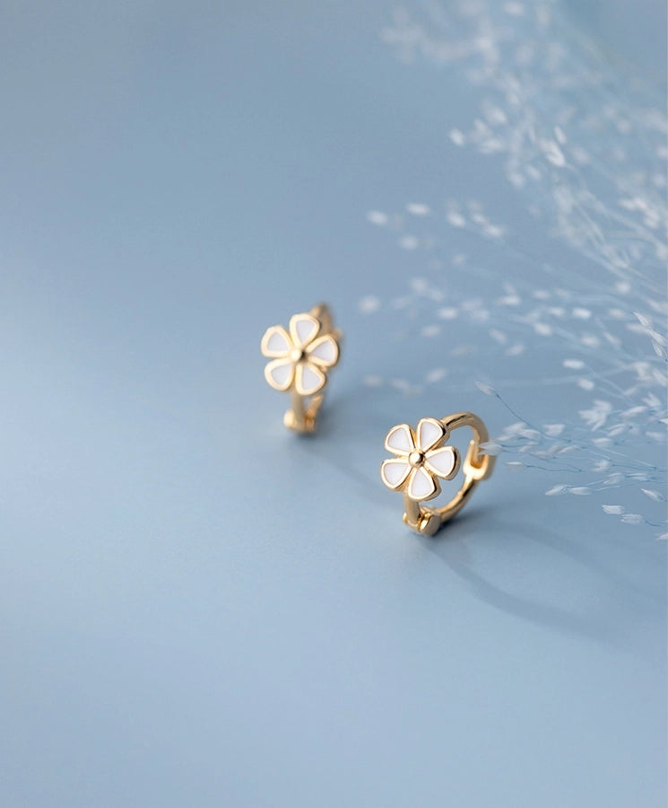 Drop Glue white flower ear buckle women's ear ring s925 sterling silver pin earrings temperament  ear jewelry High sense niche