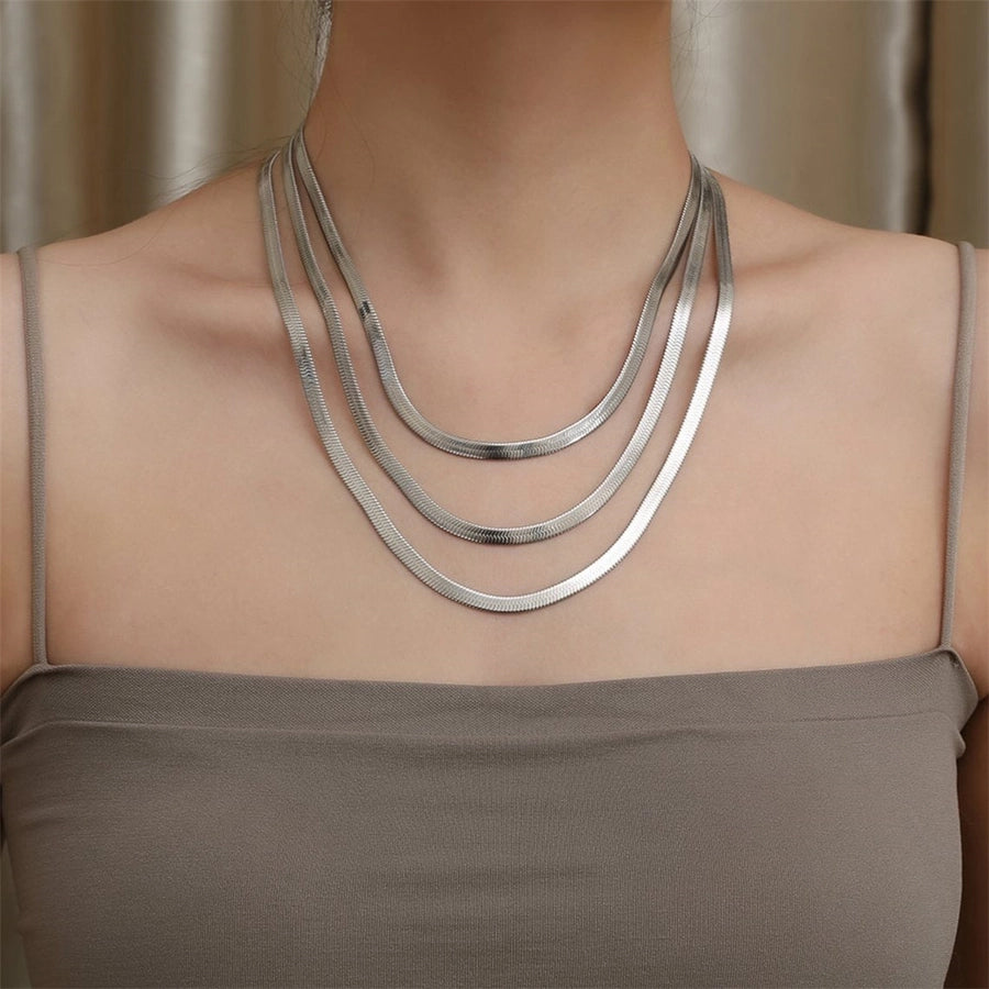 Jewelry Casual Elegant Simple Style Solid Color 304 Stainless Steel 18K Gold Plated Necklace