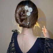 Two Teeth-Flower Tassel Gold