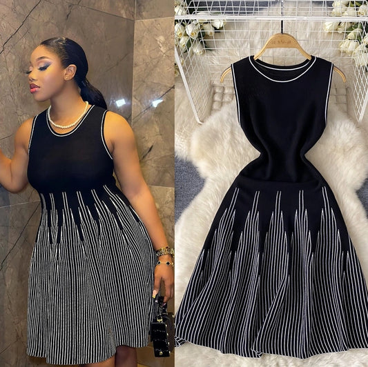 Women's Sheath Dress Elegant Round Neck Contrast Binding Sleeveless Stripe Above Knee Daily