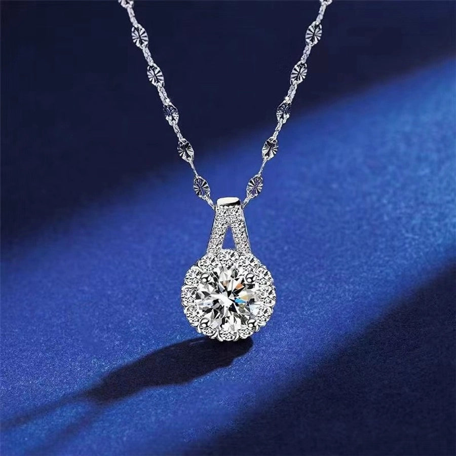S925 Sterling Silver Light Luxury Moissanite Necklace Female TikTok Sunflower Clavicle Chain Niche Design