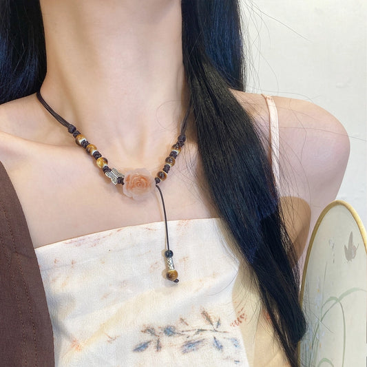 Retro Sweet Flower Synthetic Resin Fabric ceramics  Pendant Necklaces