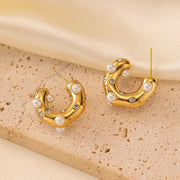Qyg181 C- Shaped Pearl Earrings Gold