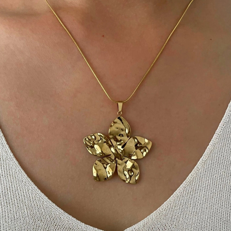 Jewelry Retro Flower 316L Stainless Steel  18K Gold Plated Pendant Necklace