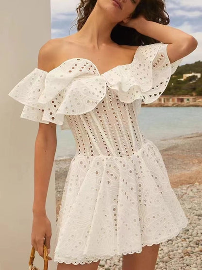 Women's Sheath Dress Vacation Simple Style Boat Neck Short Sleeve Solid Color Above Knee Holiday