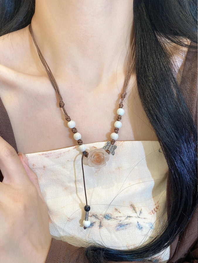 Retro Sweet Flower Synthetic Resin Fabric ceramics  Pendant Necklaces