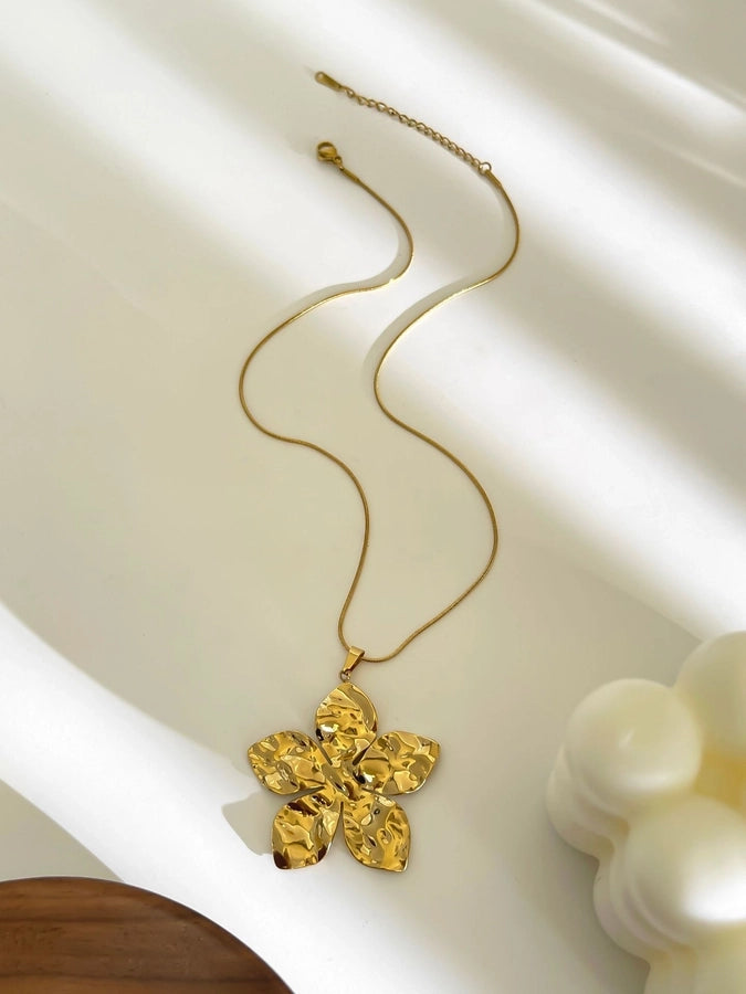 Jewelry Retro Flower 316L Stainless Steel  18K Gold Plated Pendant Necklace