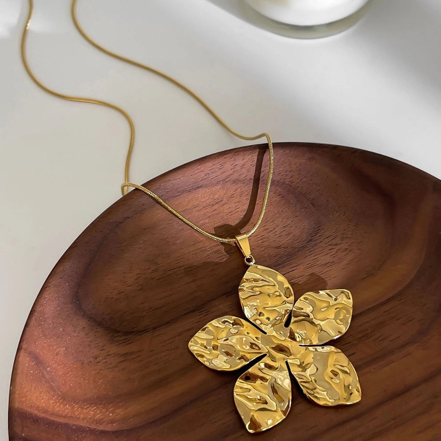 Jewelry Retro Flower 316L Stainless Steel  18K Gold Plated Pendant Necklace
