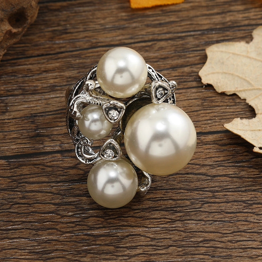 Elegant Geometric Alloy Women's Rings