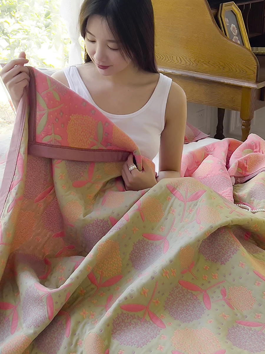 Yarn-Dyed Jacquard 3-Layer Cotton Gauze Blanket