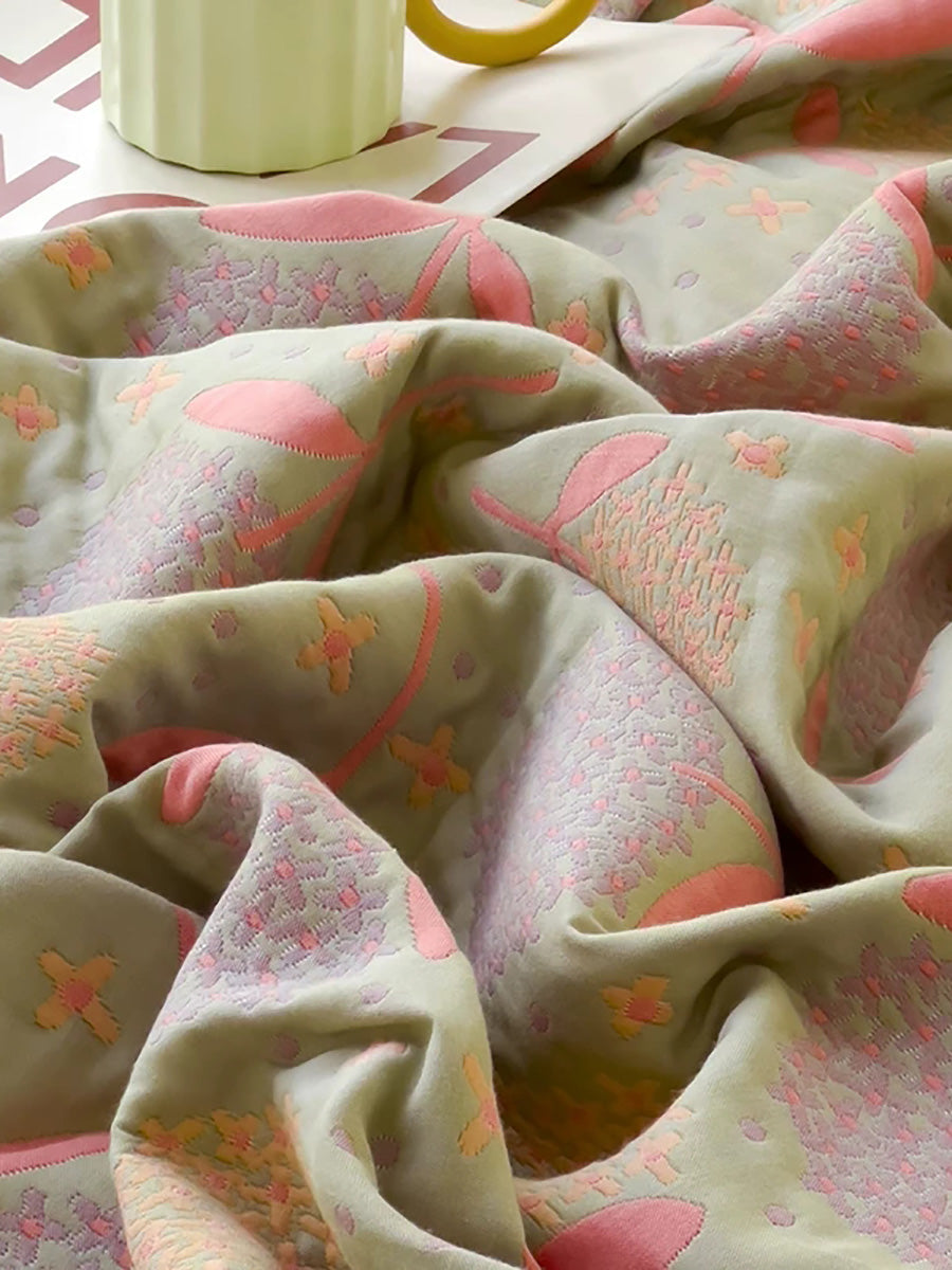 Yarn-Dyed Jacquard 3-Layer Cotton Gauze Blanket