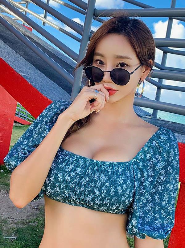 Floral-Print Bubble Sleeves Tankini Swimsuit