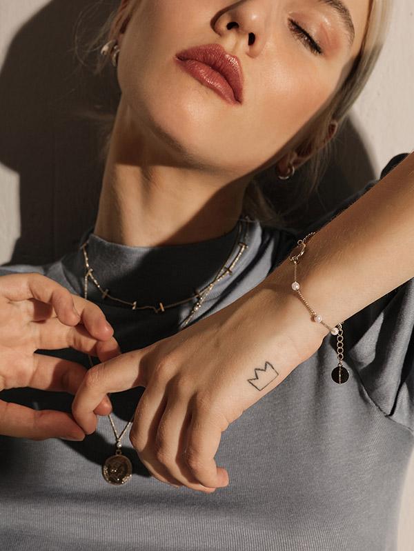 Retro Imitation Pearl Pendant Bracelet