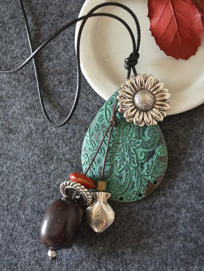 Flower Pendant Sliver Necklace