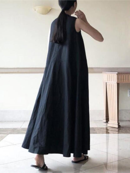 Simple Sleeveless Black Dress