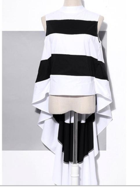 Stripe Swallow-tailed T-shirt