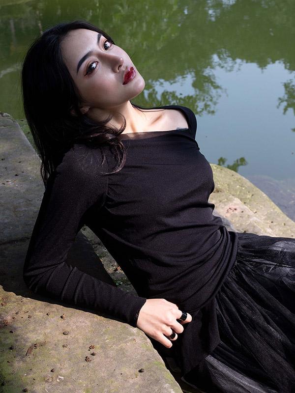 Black Cropped Shirt Top