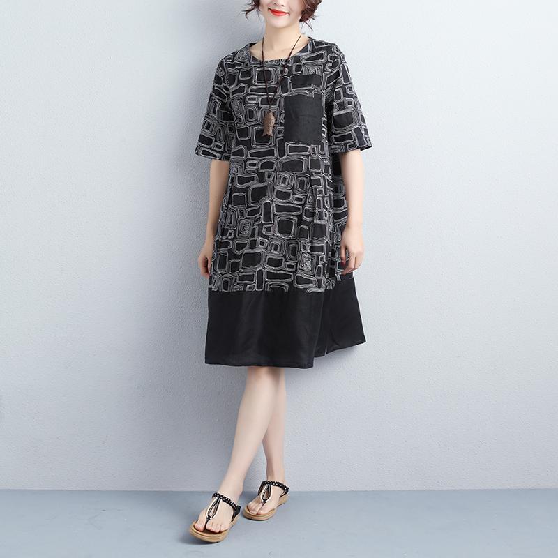 Women Black Pullovers Short Sleeve Printed Dress