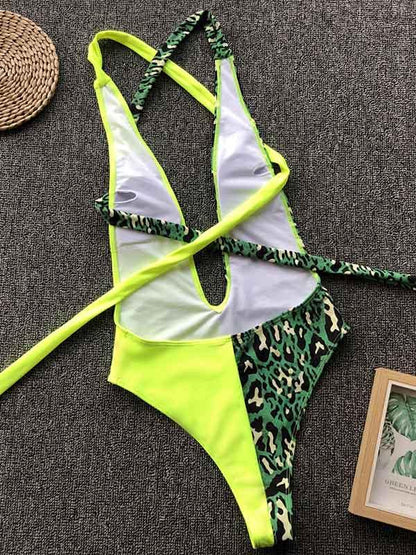Color Block Wide Strap One-piece Swimsuit