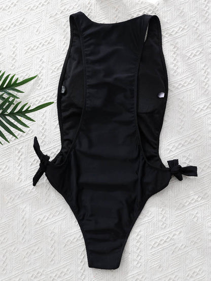 Solid Color Bandage Belly-Hollow One-Piece Swimwear